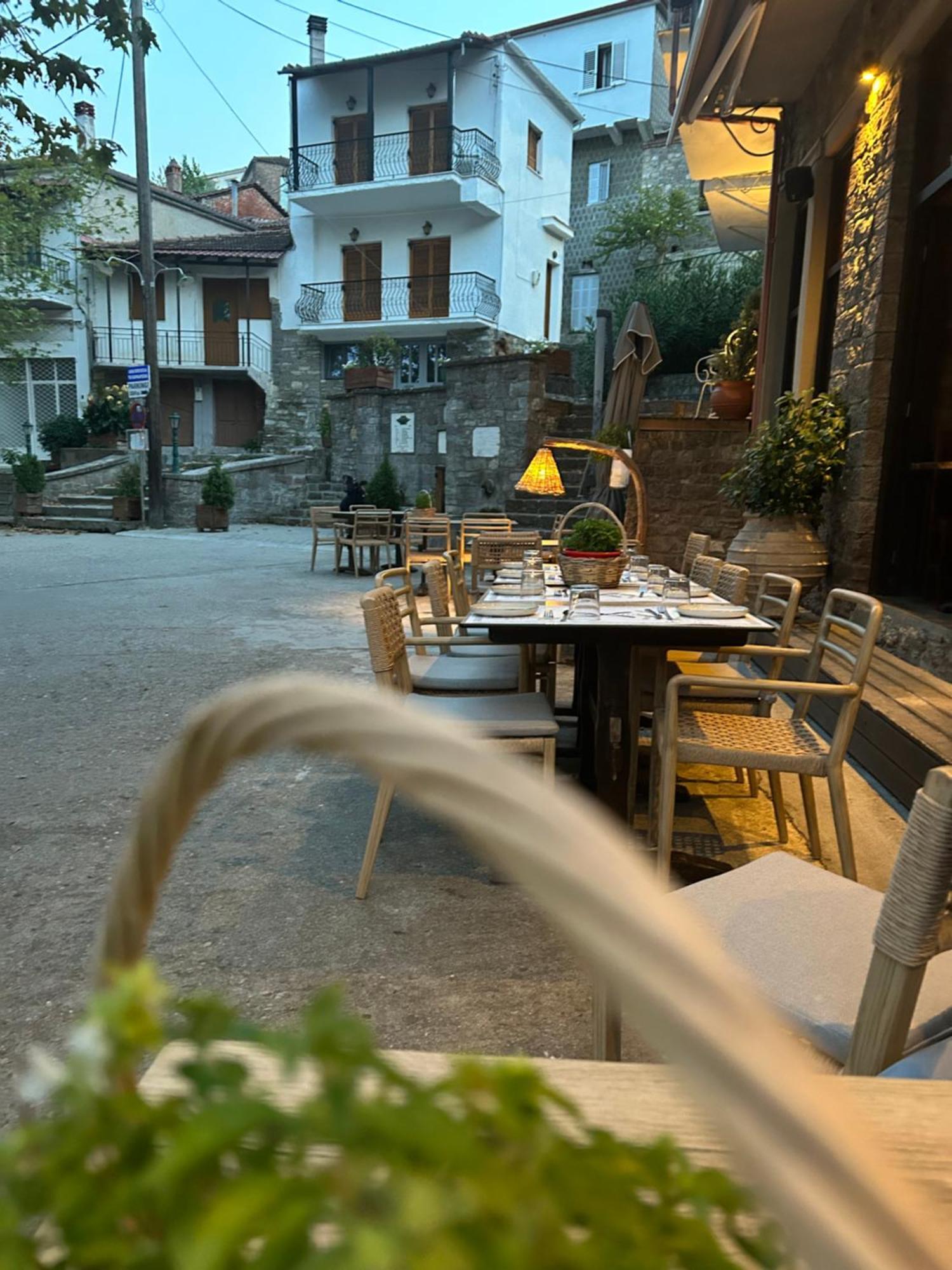 Εn Kanaliois Kanalia Exterior photo